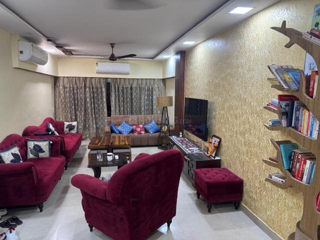 2 BHK Apartment in Malad West for rent Mumbai. The reference number is 19417444