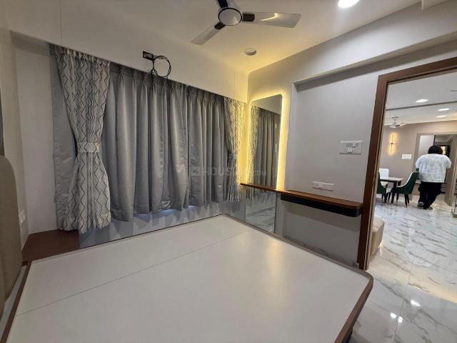 2 BHK Apartment in Malad West for rent Mumbai. The reference number is 19422122