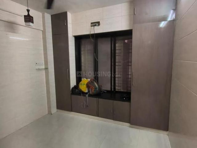 2 BHK Apartment in Malad West for rent Mumbai. The reference number is 19606059