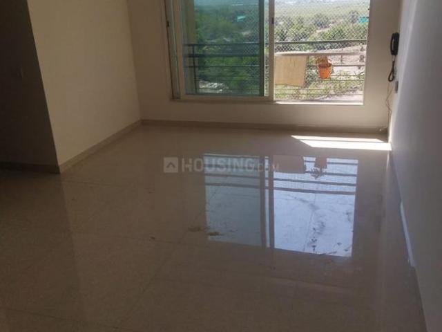2 BHK Apartment in Malad West for rent Mumbai. The reference number is 19607782