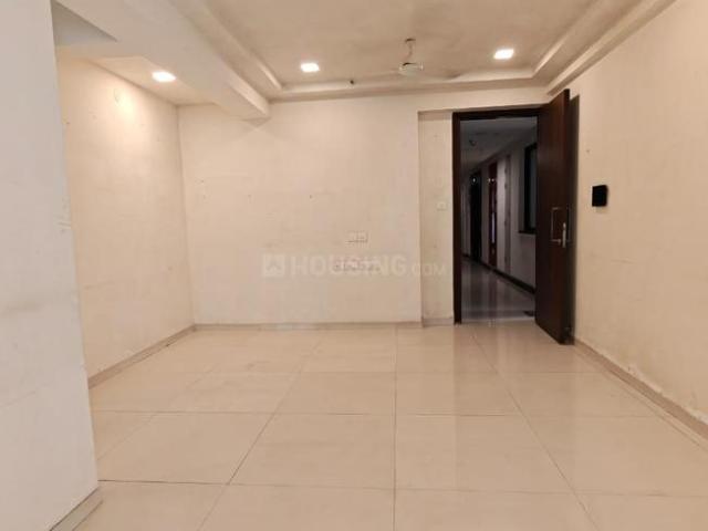 2 BHK Apartment in Malad West for rent Mumbai. The reference number is 19610022