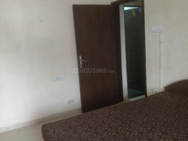 2 BHK Apartment in Malad West for rent Mumbai. The reference number is 19610059