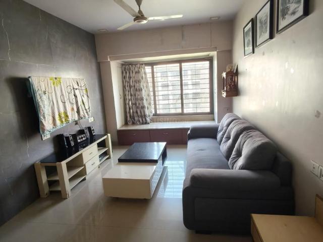 2 BHK Apartment in Malad West for rent Mumbai. The reference number is 19649721