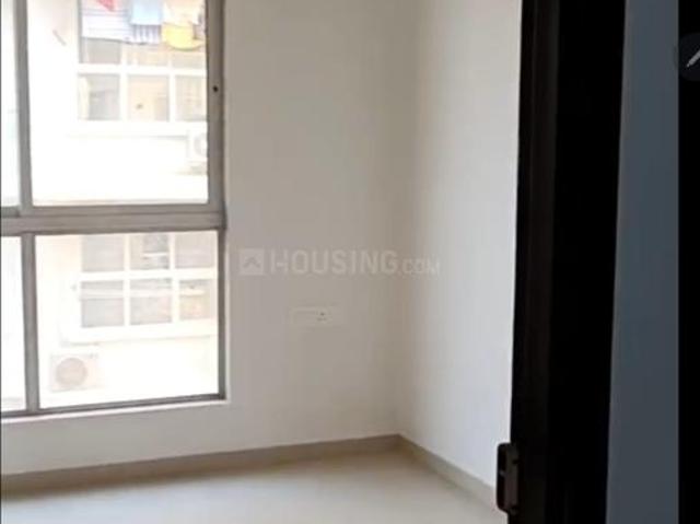 2 BHK Apartment in Malad West for rent Mumbai. The reference number is 19658403
