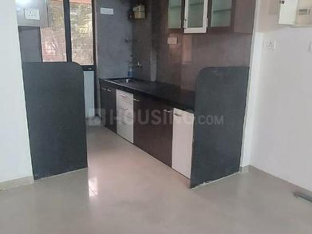 2 BHK Apartment in Malad West for rent Mumbai. The reference number is 19658564