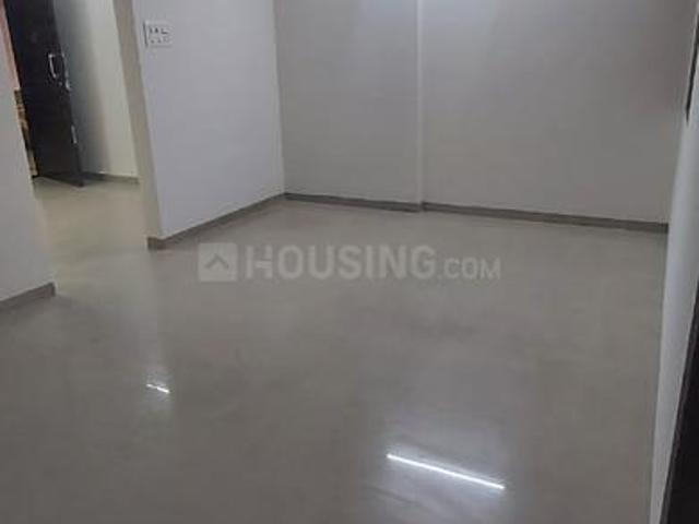 2 BHK Apartment in Malad West for rent Mumbai. The reference number is 19658381