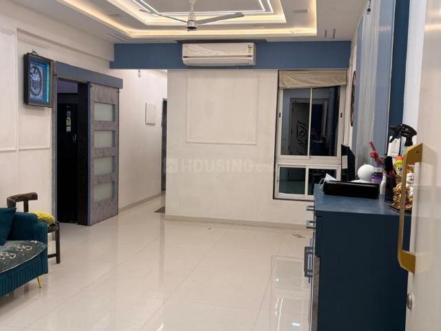 2 BHK Apartment in Malad West for rent Mumbai. The reference number is 19750845