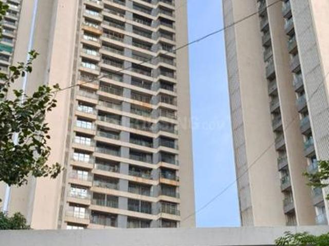 2 BHK Apartment in Malad West for rent Mumbai. The reference number is 19757994