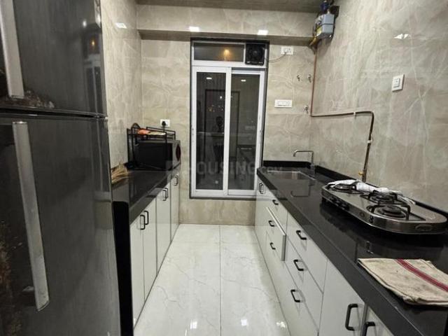 2 BHK Apartment in Malad West for rent Mumbai. The reference number is 19761978