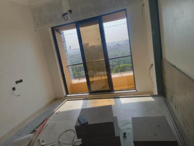 2 BHK Apartment in Malad West for rent Mumbai. The reference number is 19796481