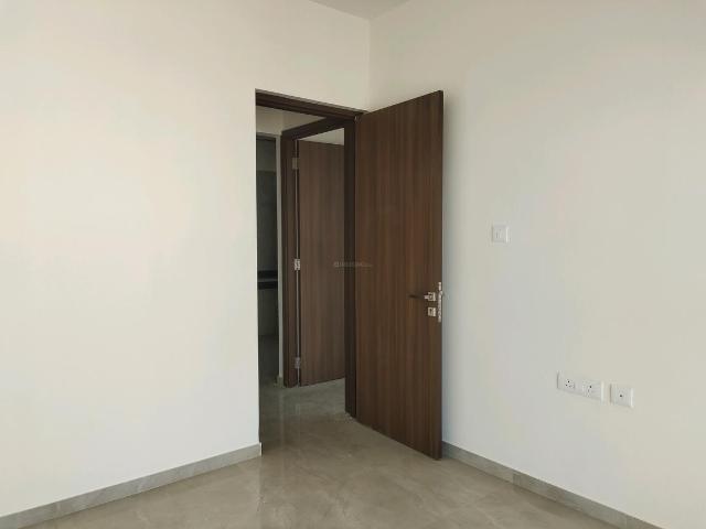 2 BHK Apartment in Malad West for rent Mumbai. The reference number is 19918230