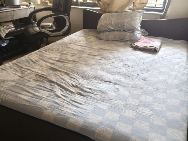 2 BHK Apartment in Malad West for rent Mumbai. The reference number is 19932125
