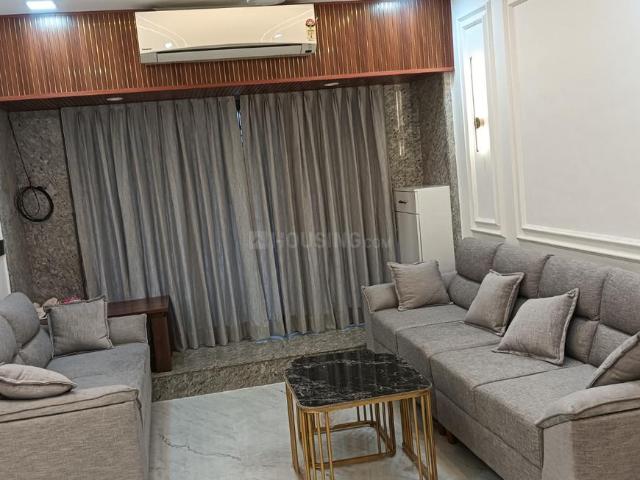 2 BHK Apartment in Malad West for rent Mumbai. The reference number is 19989748