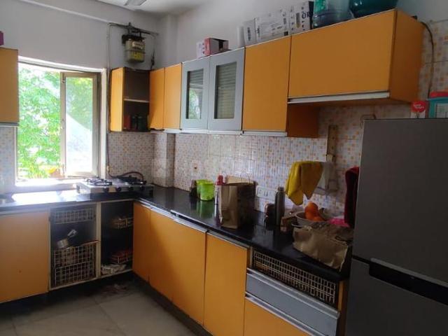 2 BHK Apartment in Malad West for rent Mumbai. The reference number is 19199728