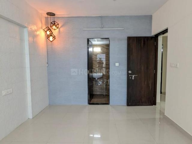 2 BHK Apartment in Malad West for rent Mumbai. The reference number is 19369235