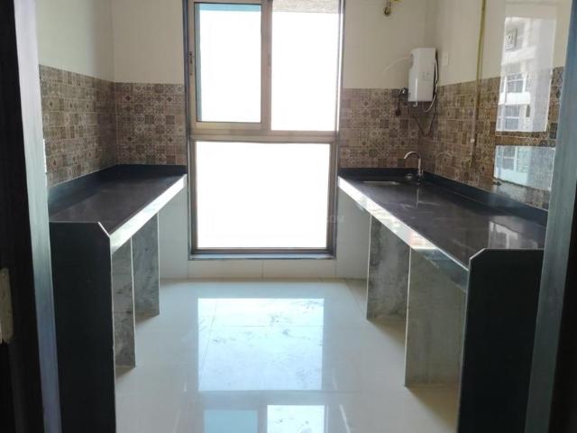 2 BHK Apartment in Malad West for rent Mumbai. The reference number is 19371259