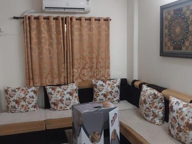2 BHK Apartment in Malad West for rent Mumbai. The reference number is 19399718
