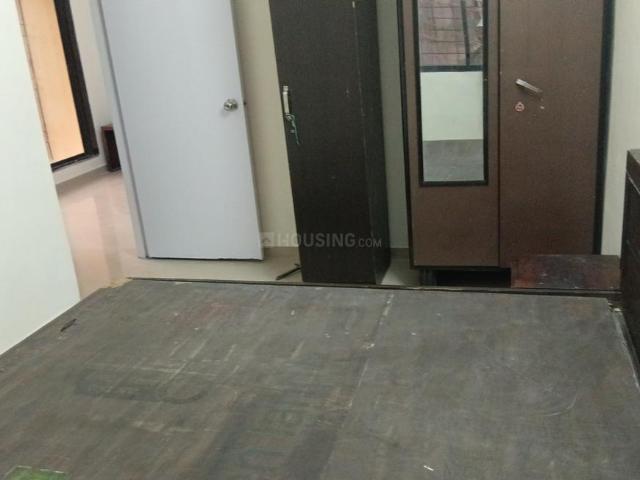 2 BHK Apartment in Malad West for rent Mumbai. The reference number is 20402825