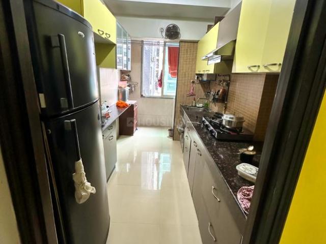 2 BHK Apartment in Malad West for rent Mumbai. The reference number is 20466940