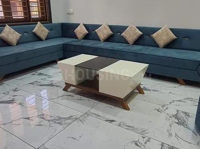2 BHK Apartment in Malad West for rent Mumbai. The reference number is 20541499