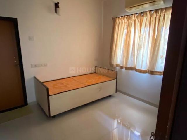 2 BHK Apartment in Malad West for rent Mumbai. The reference number is 20593973