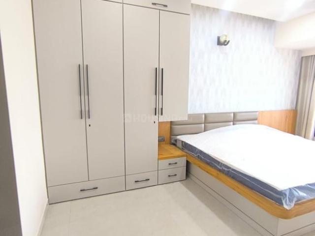 2 BHK Apartment in Malad West for rent Mumbai. The reference number is 20652558