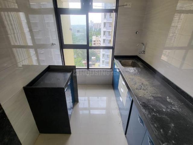2 BHK Apartment in Malad West for rent Mumbai. The reference number is 20727176