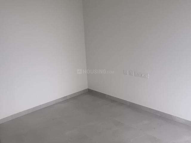 2 BHK Apartment in Malad West for rent Mumbai. The reference number is 20753011