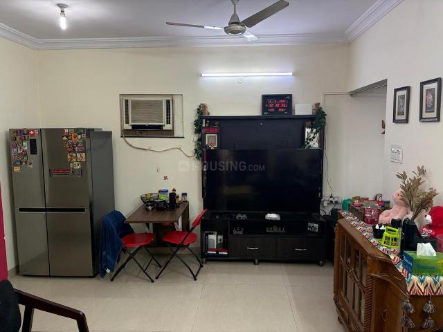 2 BHK Apartment in Malad West for rent Mumbai. The reference number is 20863772
