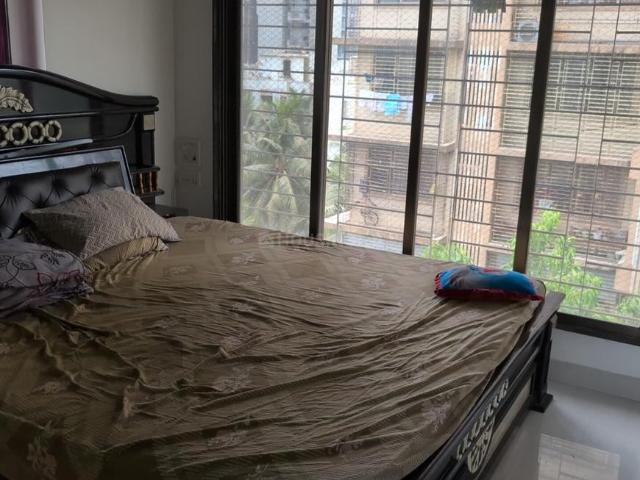 2 BHK Apartment in Malad West for rent Mumbai. The reference number is 20029986