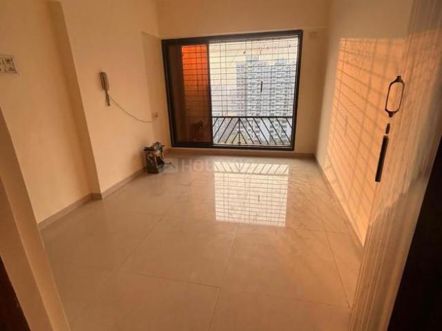 2 BHK Apartment in Malad West for rent Mumbai. The reference number is 20139717