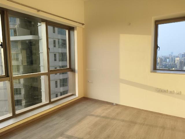 2 BHK Apartment in Malad West for rent Mumbai. The reference number is 20218150