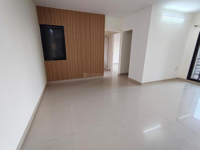 2 BHK Apartment in Malad West for rent Mumbai. The reference number is 20237586