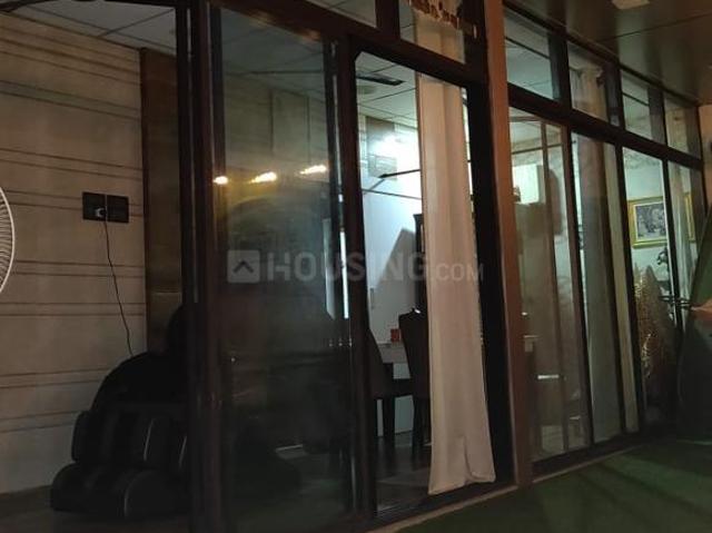2 BHK Apartment in Malad West for rent Mumbai. The reference number is 20242335
