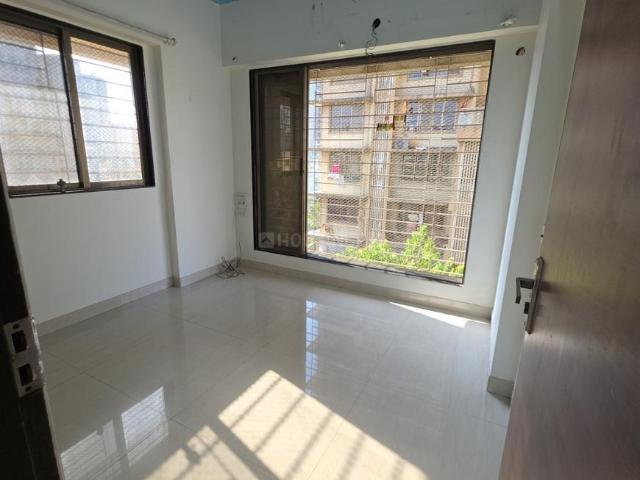 2 BHK Apartment in Malad West for rent Mumbai. The reference number is 20263465