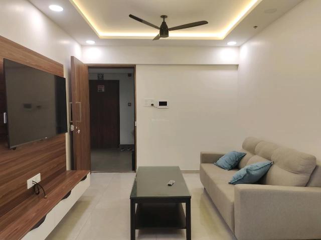 2 BHK Apartment in Malad West for rent Mumbai. The reference number is 20293591