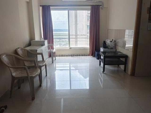 2 BHK Apartment in Malad West for rent Mumbai. The reference number is 20294311