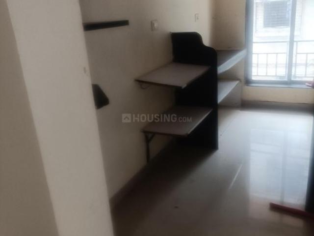 2 BHK Apartment in Malad West for rent Mumbai. The reference number is 20297712