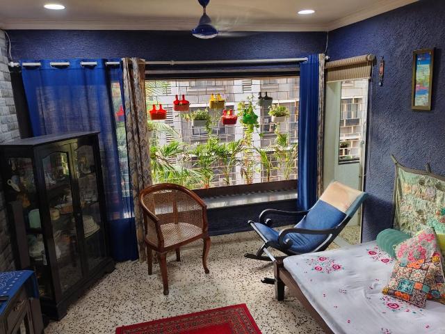 2 BHK Apartment in Malad West for rent Mumbai. The reference number is 20327389