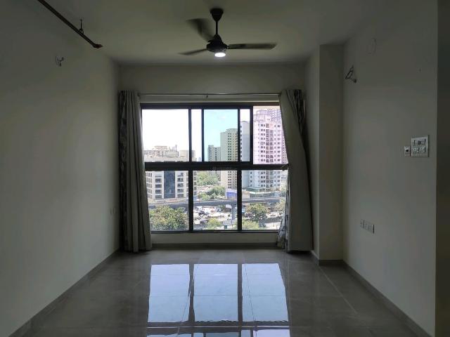 2 BHK Apartment in Malad West for rent Mumbai. The reference number is 20337451