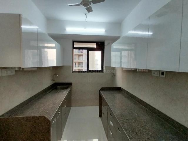 2 BHK Apartment in Malad West for rent Mumbai. The reference number is 20343202