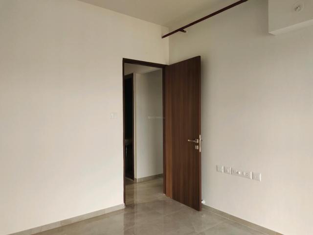 2 BHK Apartment in Malad West for rent Mumbai. The reference number is 20354626