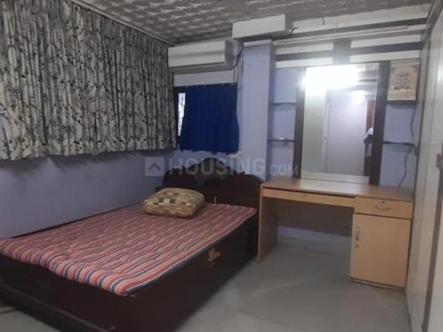 2 BHK Apartment in Malad West for rent Mumbai. The reference number is 20357701