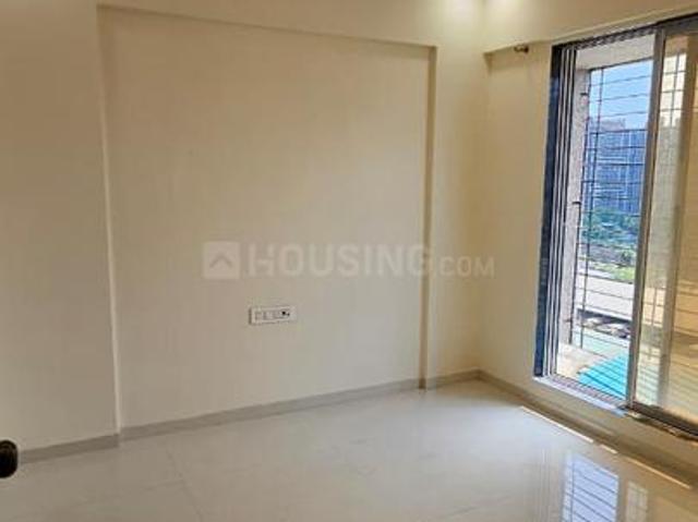 2 BHK Apartment in Malad West for rent Mumbai. The reference number is 20371463