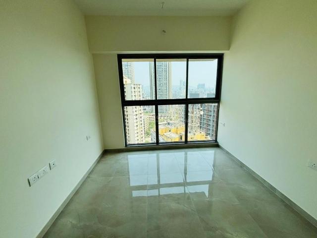 2 BHK Apartment in Malad West for rent Mumbai. The reference number is 20376001