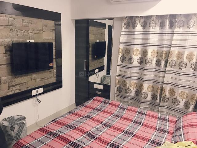 2 BHK Apartment in Malad West for rent Mumbai. The reference number is 20376181