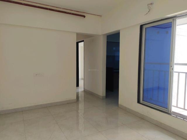 2 BHK Apartment in Malad West for rent Mumbai. The reference number is 20384869