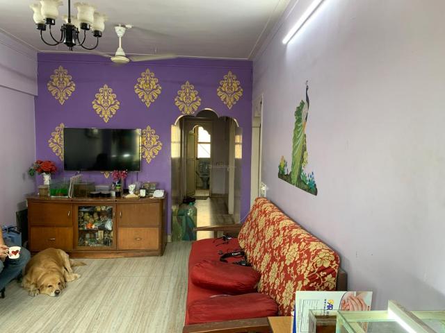 2 BHK Apartment in Malad West for resale Mumbai. The reference number is 10557109