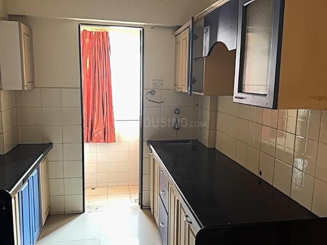 2 BHK Apartment in Malad West for resale Mumbai. The reference number is 16153252
