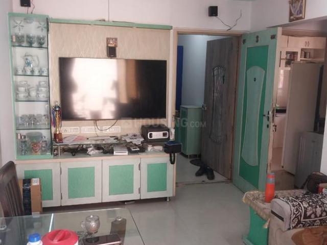2 BHK Apartment in Malad West for resale Mumbai. The reference number is 16517844